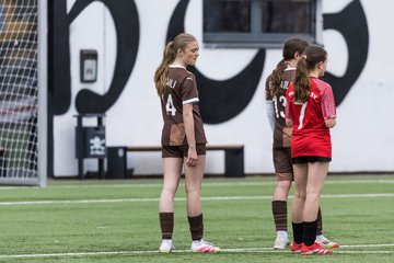 Bild 213 - wBJ FC St. Pauli - Walddoerfer SV : Ergebnis: 3:4